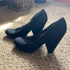 Black Heels Women’s Size 8M